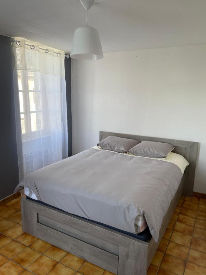 Charmant T2 Au 1Er Dans Residence Avec Parc Arbore Saint-Pierre-le-Moutier Ngoại thất bức ảnh
