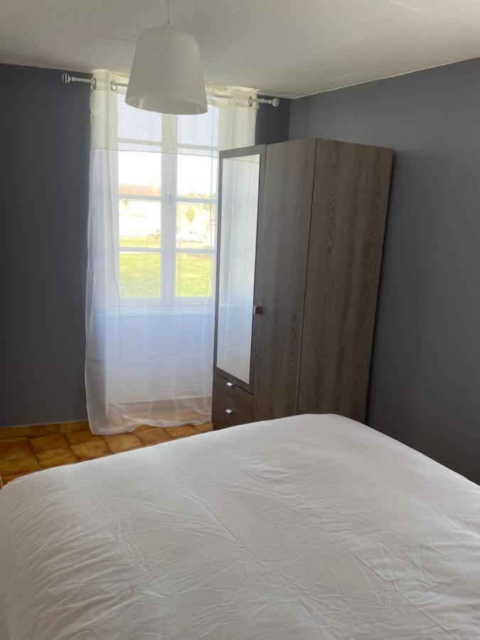 Charmant T2 Au 1Er Dans Residence Avec Parc Arbore Saint-Pierre-le-Moutier Ngoại thất bức ảnh