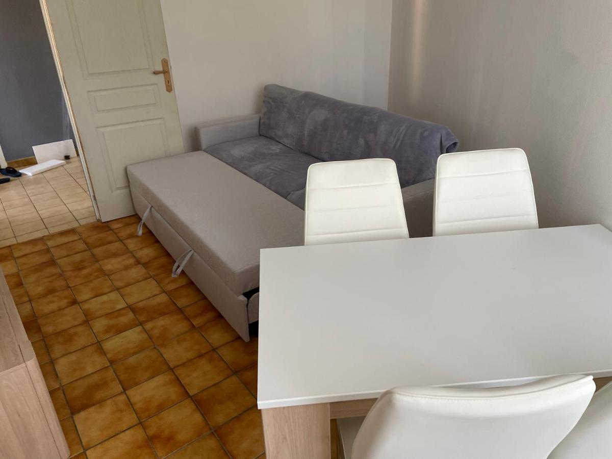 Charmant T2 Au 1Er Dans Residence Avec Parc Arbore Saint-Pierre-le-Moutier Ngoại thất bức ảnh