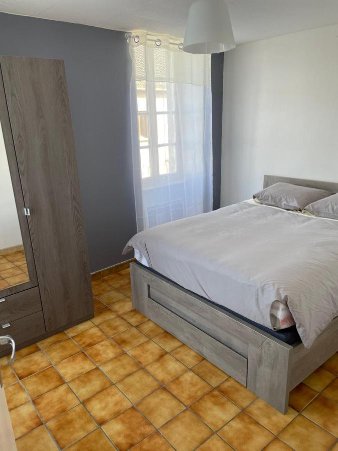 Charmant T2 Au 1Er Dans Residence Avec Parc Arbore Saint-Pierre-le-Moutier Ngoại thất bức ảnh